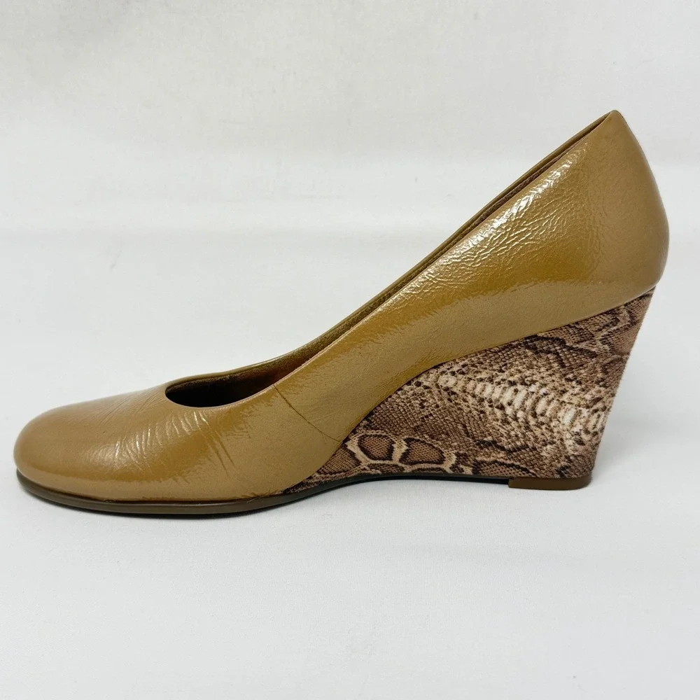 Aerosoles Womens Plum Tree Tan Leather Snake Print Wedge 11M Pump Animal Heels
